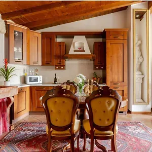 https://affascinante-appartamento-nel-castello.it-lombardy.com