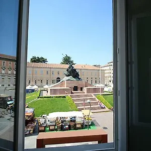 https://piazza-trento-11.it-lombardy.com